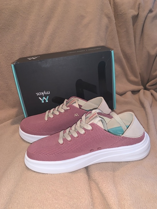 Mykos Shoes - Mykos LaceUp Winona Sneaker in Dark Rose
